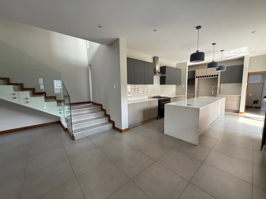 To Let 4 Bedroom Property for Rent in Wild Olive Estate Free State